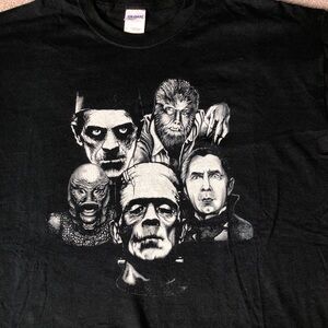 Universal Monsters - Black Shirt.  Xl